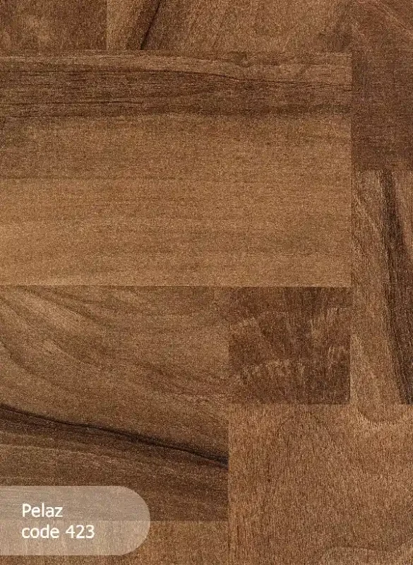 423